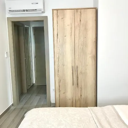 Cocoville Beach House- * Makarská