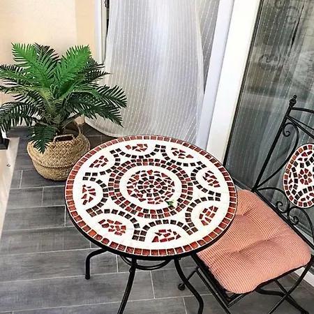 Cocoville Beach House- * Makarská