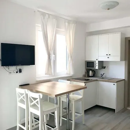 Apartmán Cocoville Beach House- Makarská